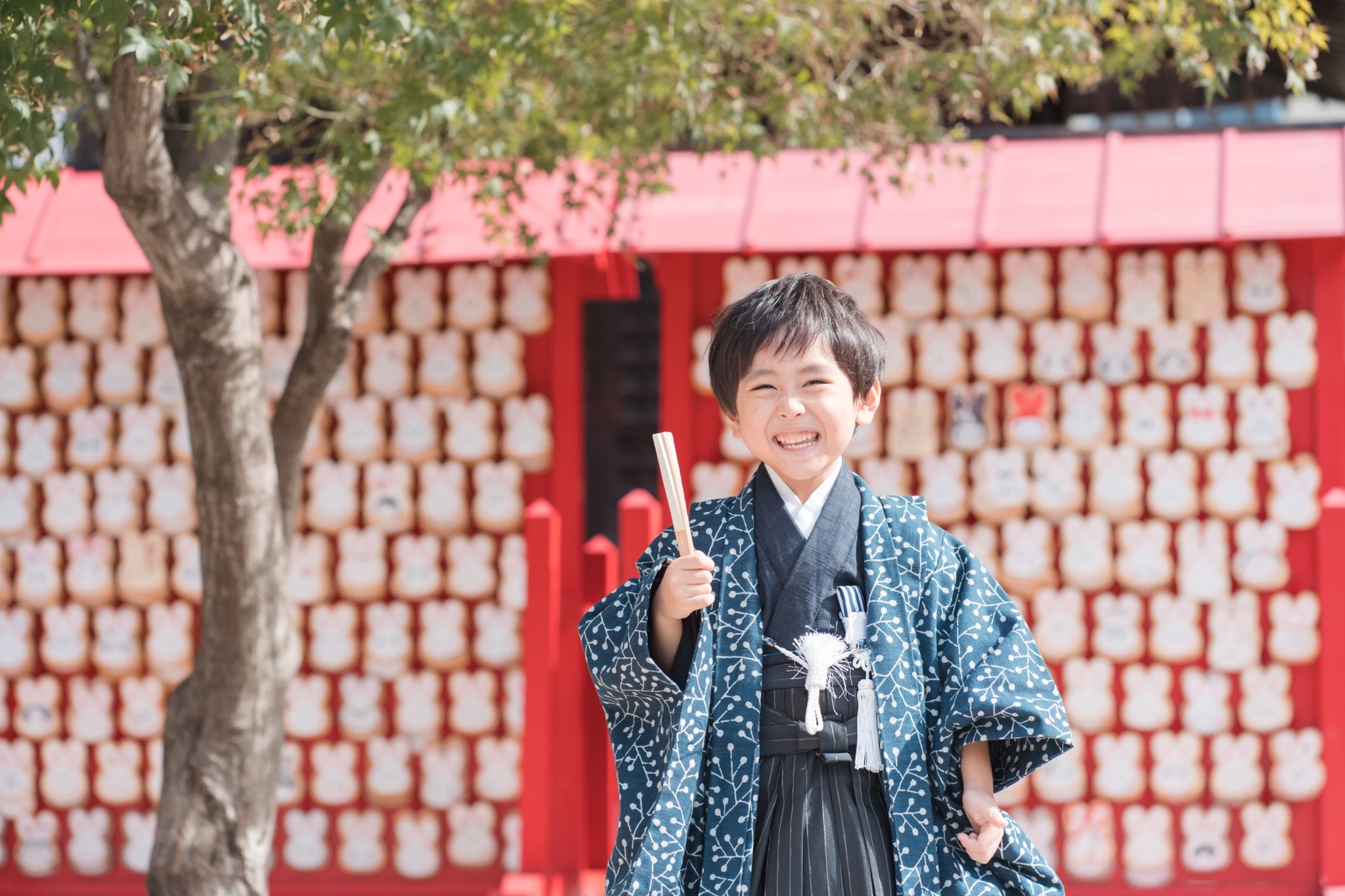 大須三輪神社の七五三写真 袴姿の5歳男児
